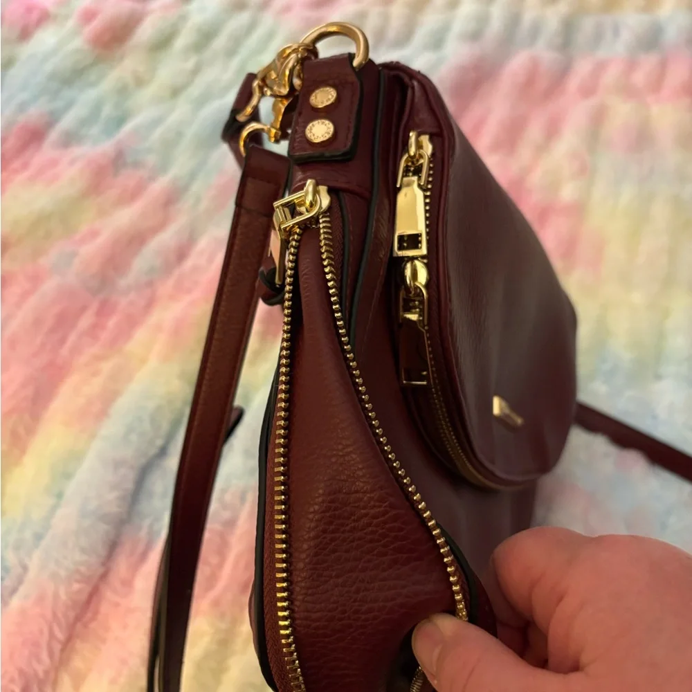Poppy & Peonies Downtown Crossbody in Berry - Picture 2 of 7